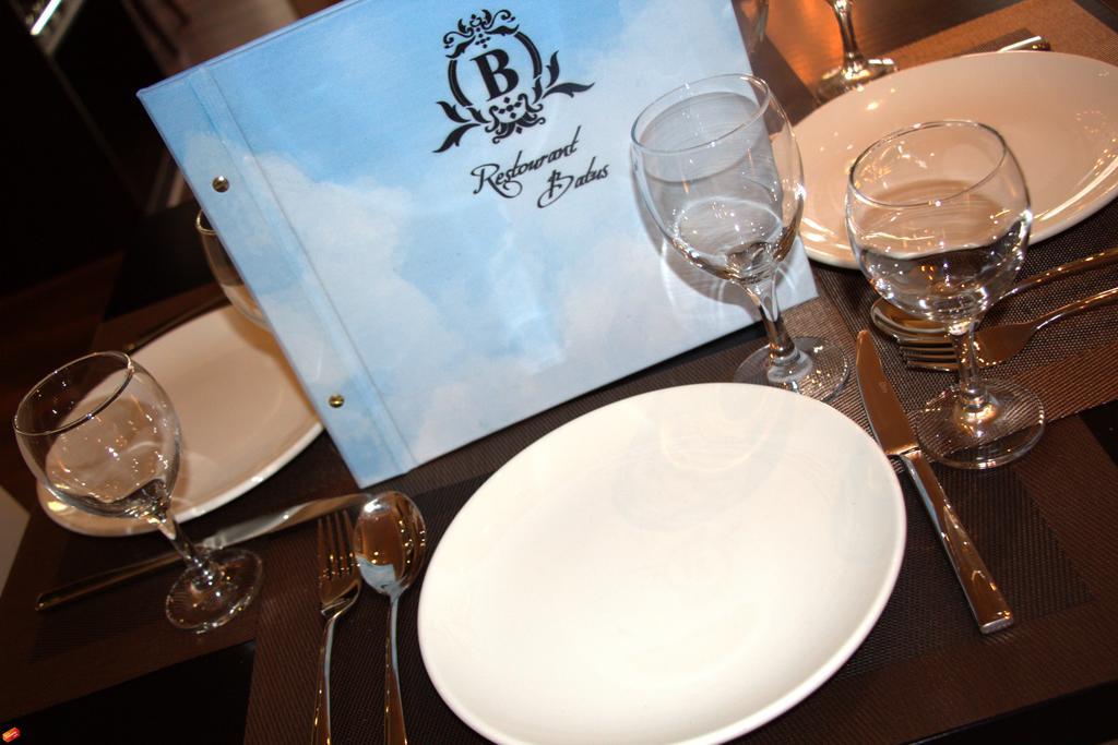 Batus Hotel Batumi Luaran gambar