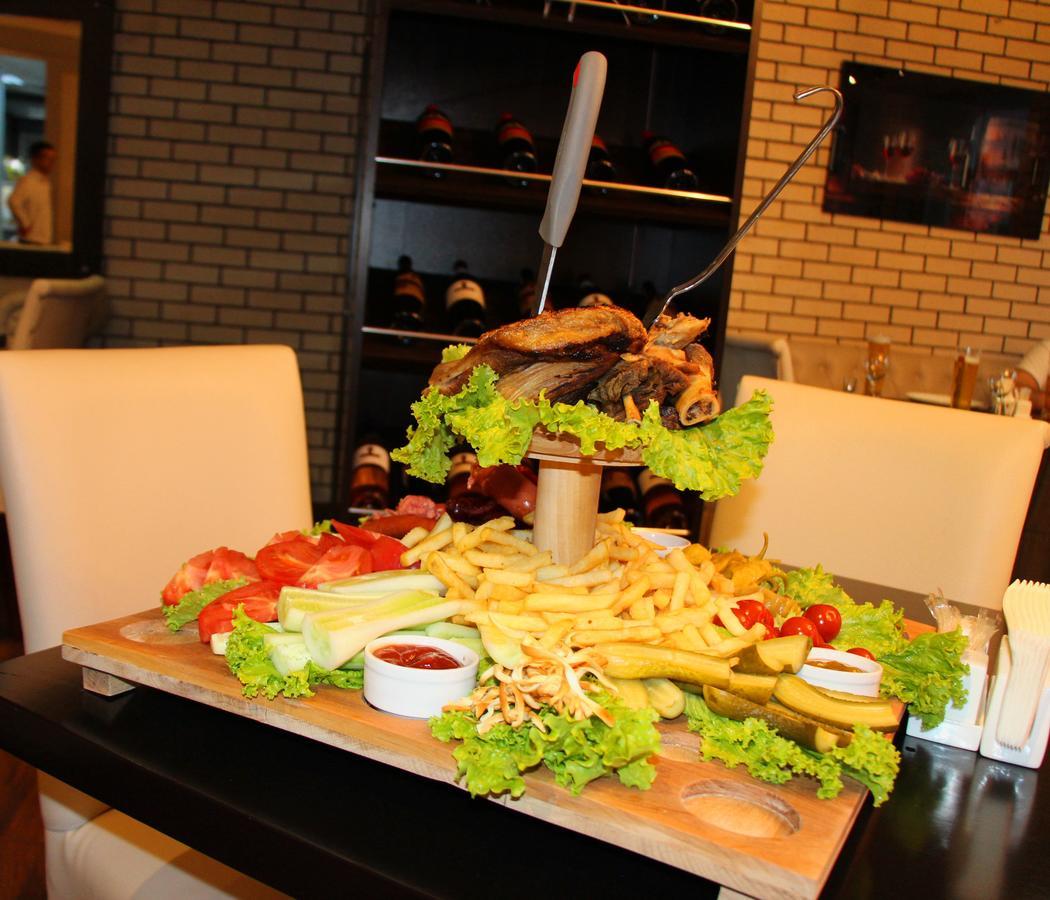 Batus Hotel Batumi Luaran gambar