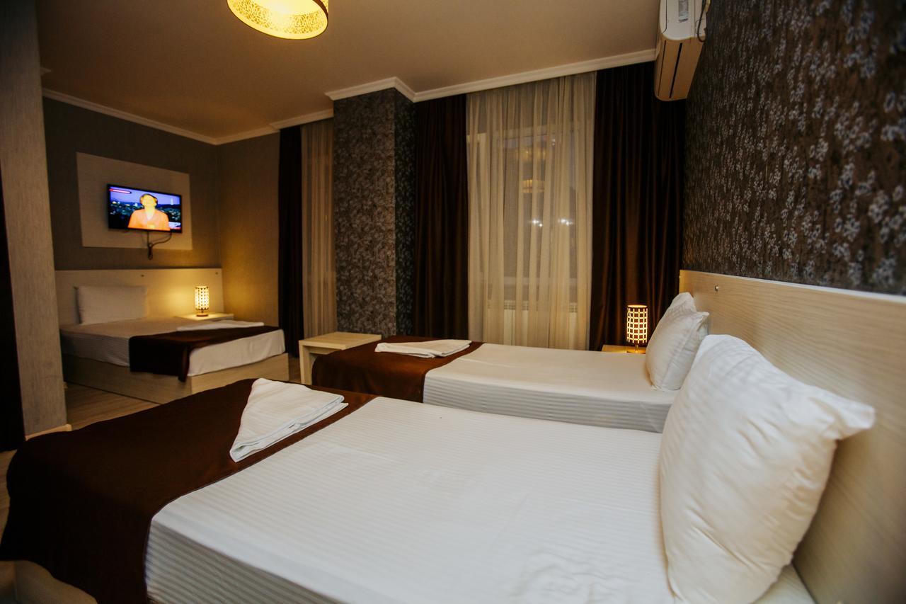 Batus Hotel Batumi Luaran gambar