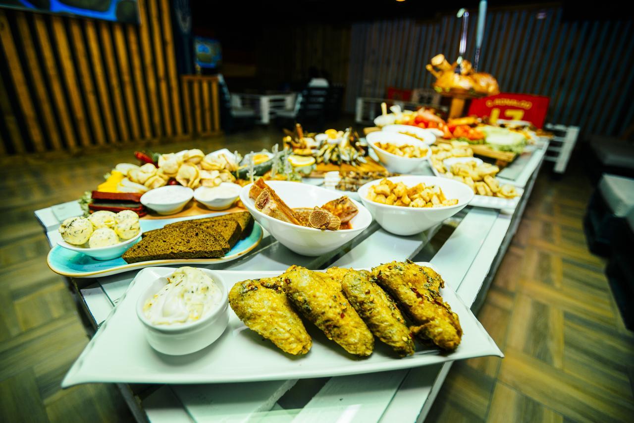 Batus Hotel Batumi Luaran gambar