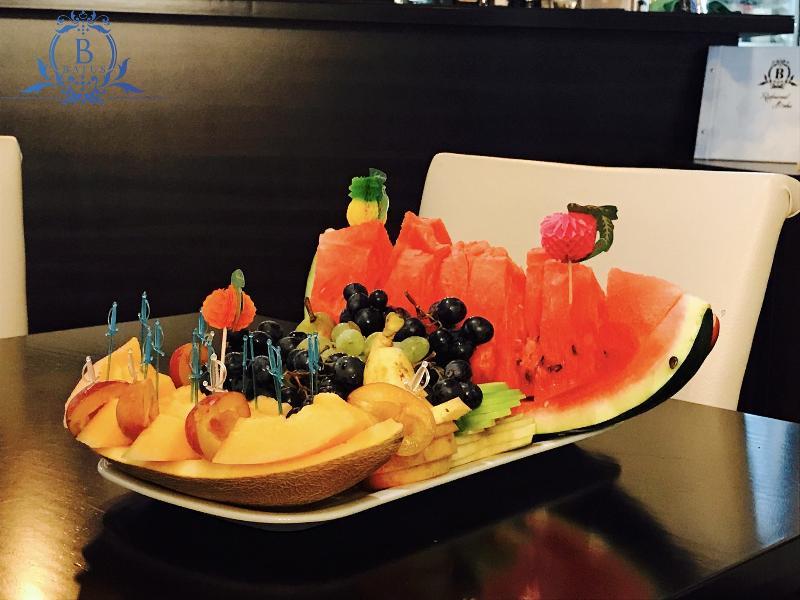 Batus Hotel Batumi Luaran gambar